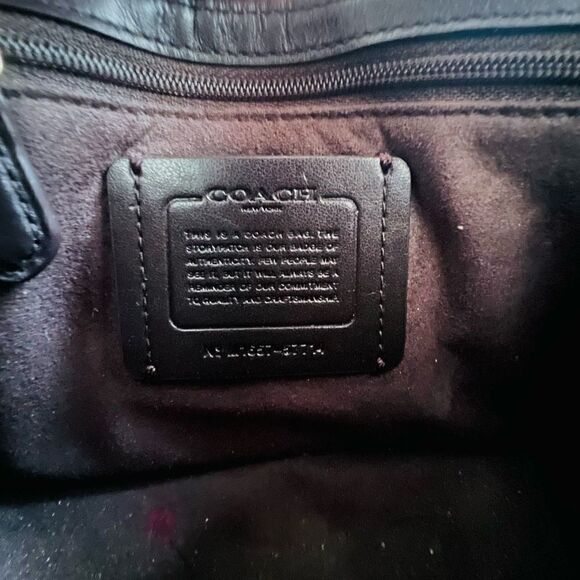 Coach Women's Turnlock Chain Crossbody Leather Bag, Platinum/Gold, NWOT‎ - Picture 10 of 16